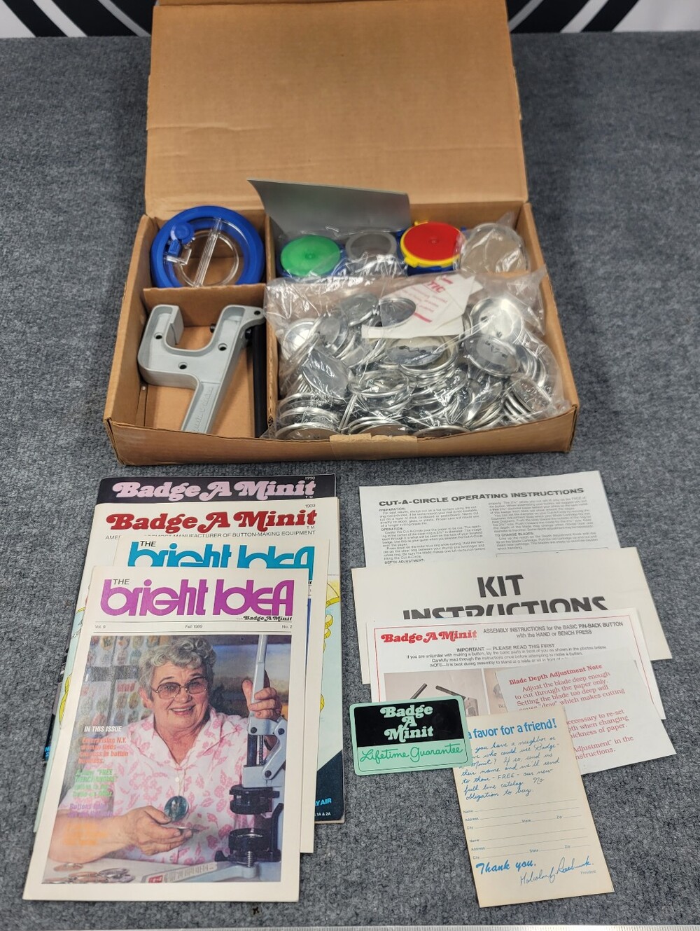 Vintage 1980s-90s Badge A Mint Button Making Metal Press Kit
